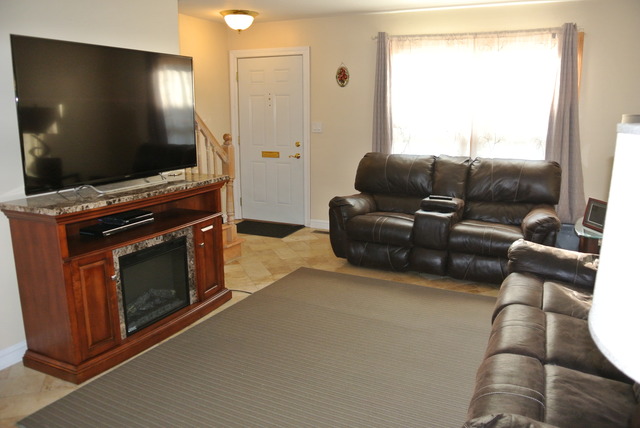 1734 Sessions Walk, Hoffman Estates, IL 60169 photo 3