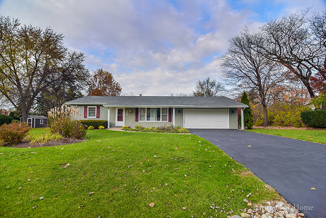 28 W166 Plainview Dr, Naperville, IL 60564 photo 1