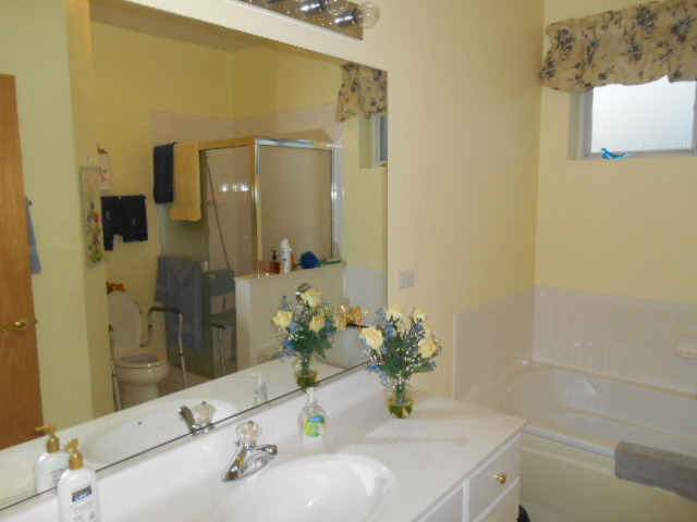 13807 Hickory Ln, Plainfield, IL 60544 photo 9