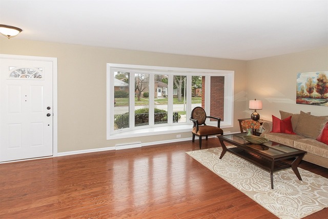 7509 Keystone Ave, Skokie, IL 60076 photo 7