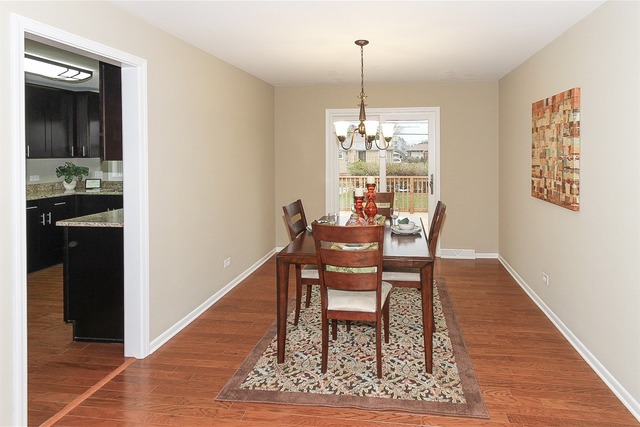 7509 Keystone Ave, Skokie, IL 60076 photo 4