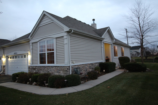 15713 Cove Cir, Plainfield, IL 60544 photo 4