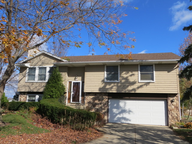 881 N Dovington Dr, Hoffman Estates, IL 60169 photo 1