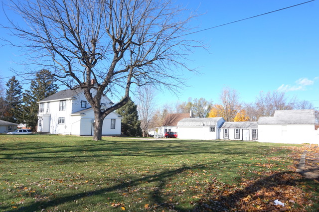 453 S Third St, Peotone, IL 60468 photo 6