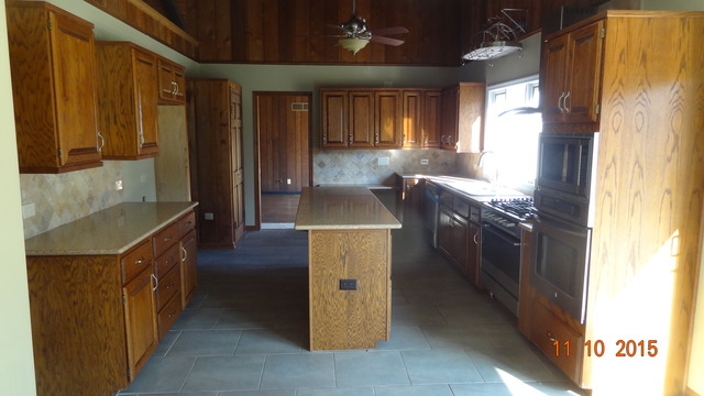 3608 Rolling Glen Dr, Lake Zurich, IL 60047 photo 2