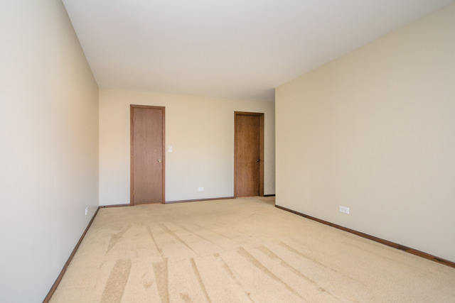 711 S River Rd #409, Des Plaines, IL 60016 photo 12