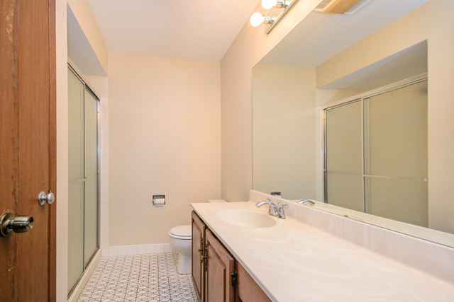 711 S River Rd #409, Des Plaines, IL 60016 photo 16