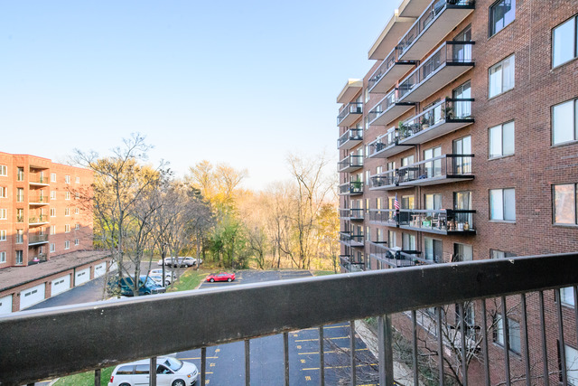 711 S River Rd #409, Des Plaines, IL 60016 photo 25