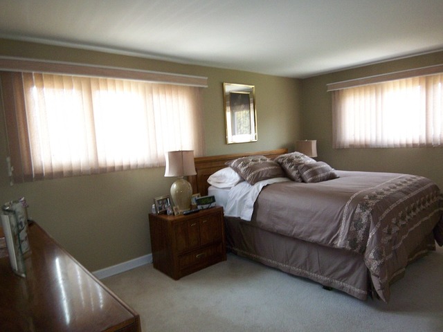 80 Ambleside Rd, Des Plaines, IL 60016 photo 22