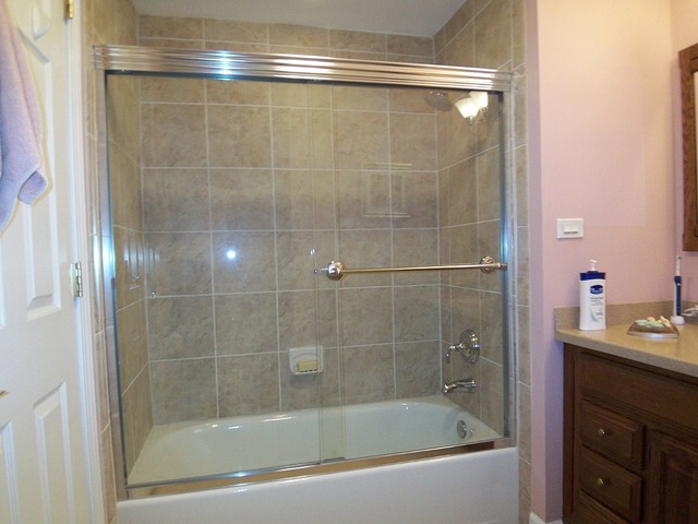 80 Ambleside Rd, Des Plaines, IL 60016 photo 19