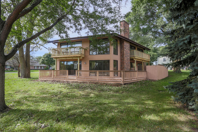 618 Christopher Ln, Carol Stream, IL 60188 photo 1