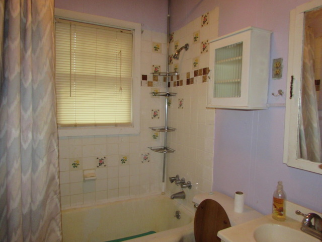 1001 W Williams St, Kankakee, IL 60901 photo 3