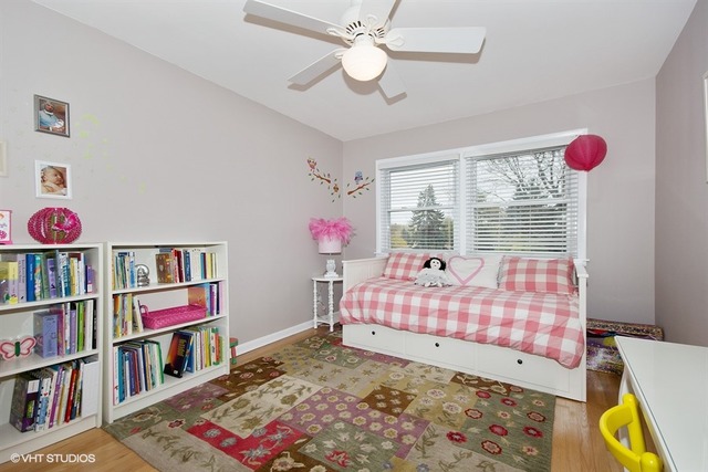 8102 Tennessee Ave, Willowbrook, IL 60527 photo 11