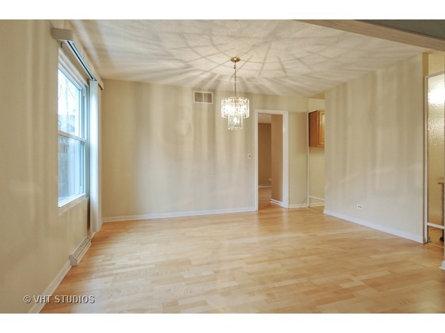 1708 Warbler Dr, Naperville, IL 60565 photo 7