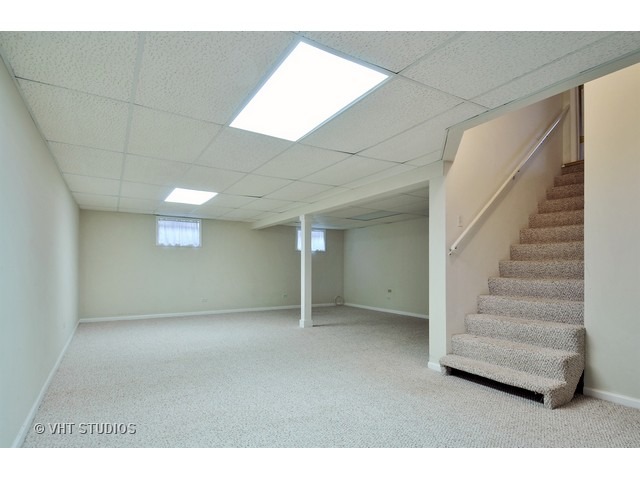 1708 Warbler Dr, Naperville, IL 60565 photo 13