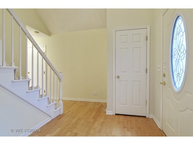 1708 Warbler Dr, Naperville, IL 60565 photo 5