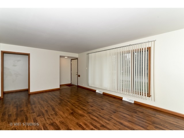 2290 184th Pl, Lansing, IL 60438 photo 2