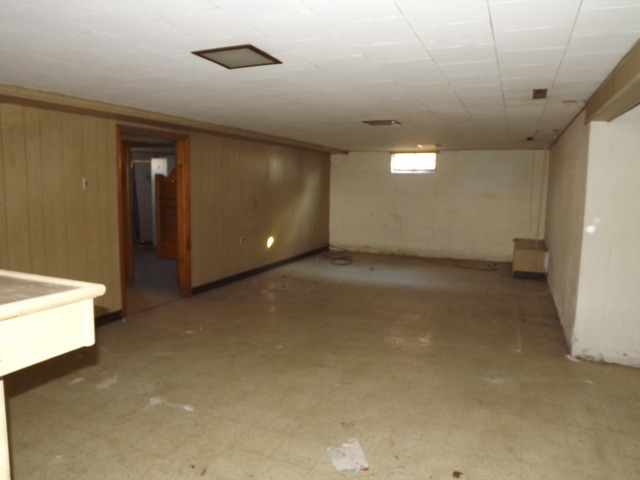 366 S May Ave, Kankakee, IL 60901 photo 7