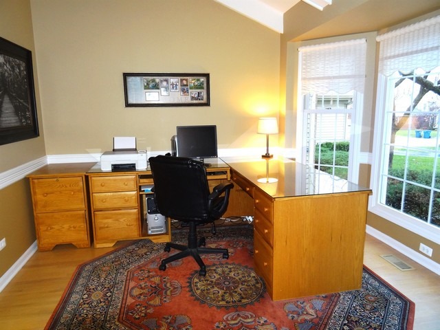 557 Rose Ln, Bartlett, IL 60103 photo 7
