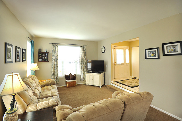 2186 Pointe Blvd, Aurora, IL 60504 photo 7