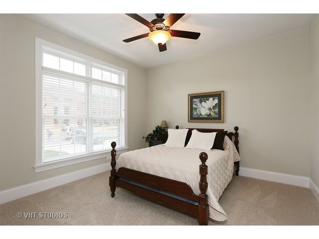 208 E Franklin St, Wheaton, IL 60187 photo 16