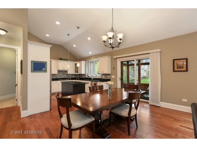 208 E Franklin St, Wheaton, IL 60187 photo 6