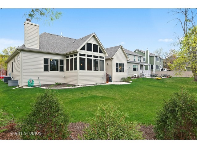 208 E Franklin St, Wheaton, IL 60187 photo 23