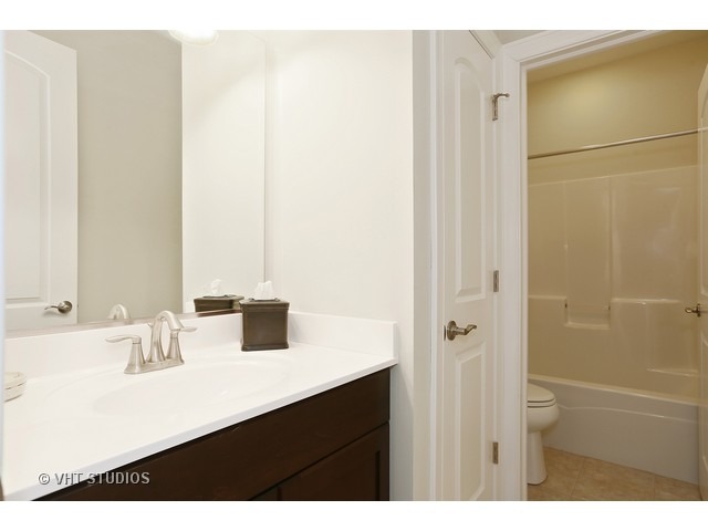 208 E Franklin St, Wheaton, IL 60187 photo 18