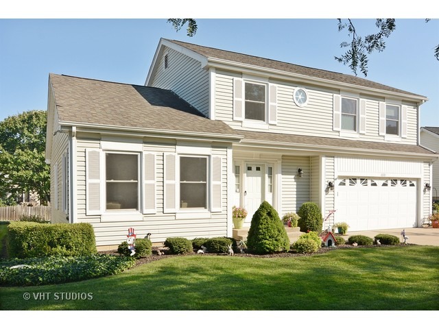 1033 Shady Tree Ln, Wheeling, IL 60090 photo 1