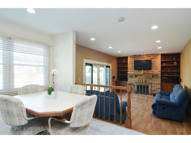 1033 Shady Tree Ln, Wheeling, IL 60090 photo 6
