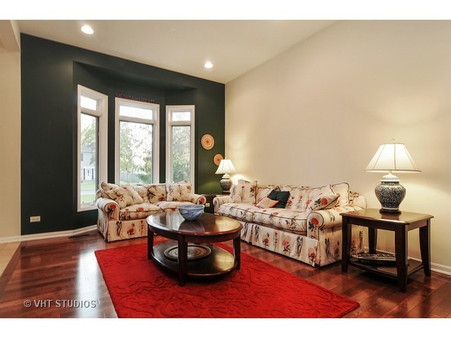 809 Smith Ave, Lake Bluff, IL 60044 photo 3