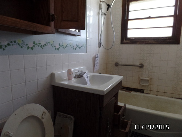 3748 Park Ave, Steger, IL 60475 photo 12