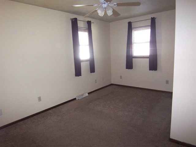210 Adam St, Morris, IL 60450 photo 11