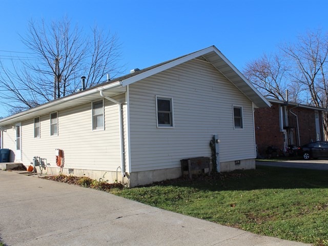 210 Adam St, Morris, IL 60450 photo 16