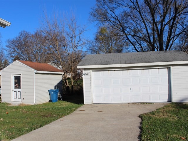 210 Adam St, Morris, IL 60450 photo 15