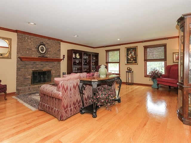 765 Gaslight Dr, Algonquin, IL 60102 photo 3