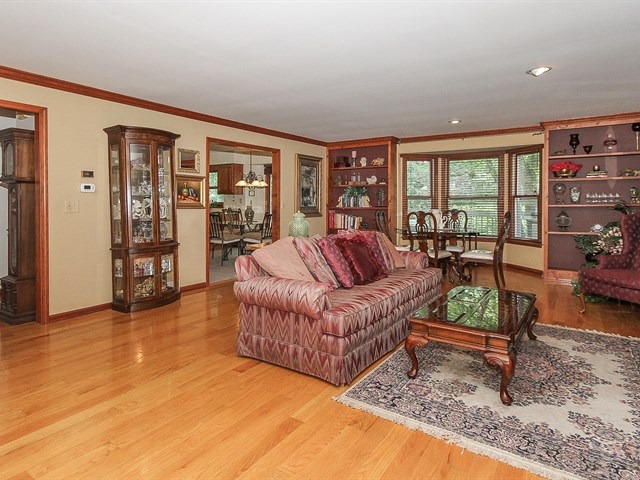 765 Gaslight Dr, Algonquin, IL 60102 photo 5