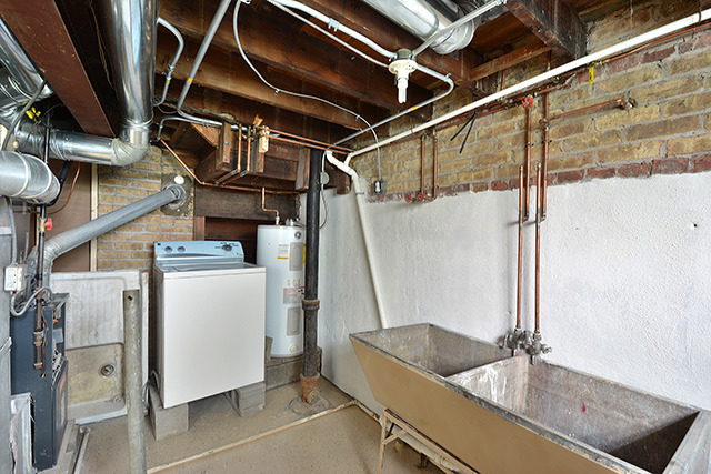 1410 Willow Ave, Des Plaines, IL 60016 photo 21