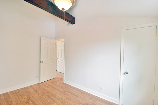 1410 Willow Ave, Des Plaines, IL 60016 photo 16
