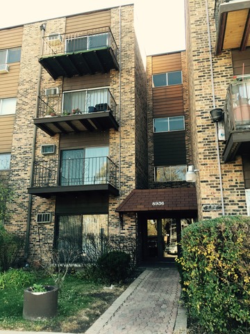 8936 N Parkside Ave #212, Des Plaines, IL 60016 photo 1