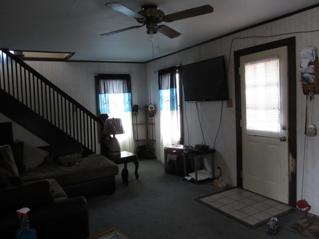 323 E Clark St, Plano, IL 60545 photo 10