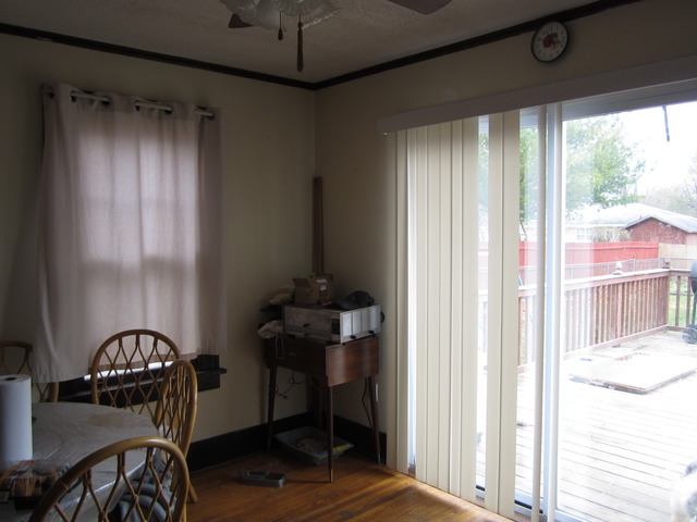 323 E Clark St, Plano, IL 60545 photo 11
