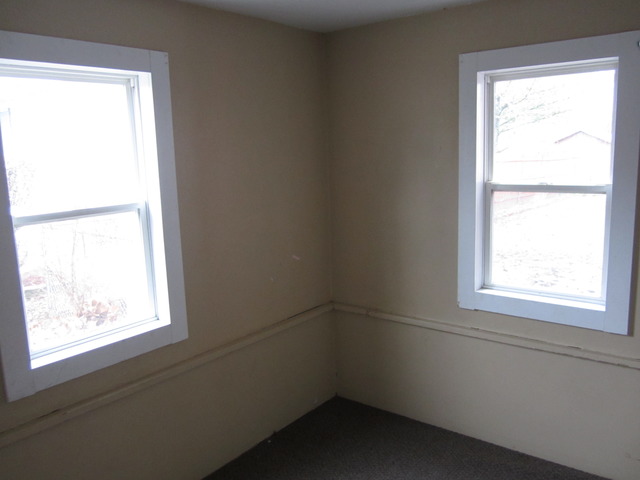 323 E Clark St, Plano, IL 60545 photo 22
