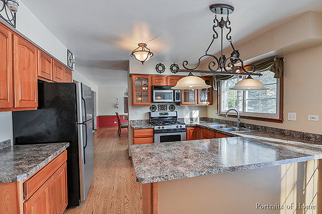 1937 Richton Dr, Wheaton, IL 60189 photo 6