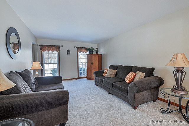 1937 Richton Dr, Wheaton, IL 60189 photo 3