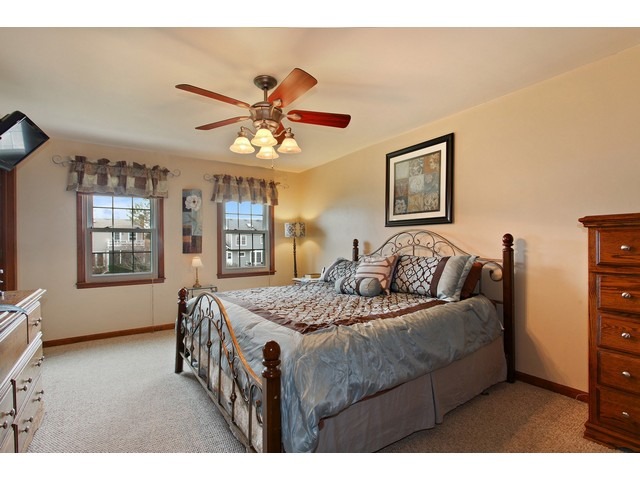 1937 Richton Dr, Wheaton, IL 60189 photo 10