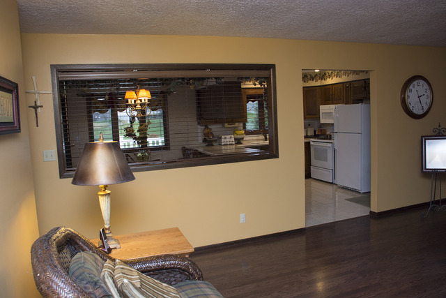 530 E High St, Morrison, IL 61270 photo 8