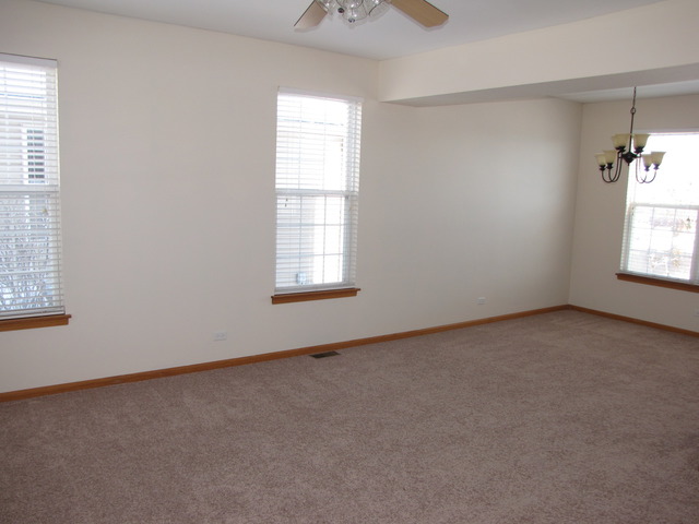 1908 Vermette Cir, Plainfield, IL 60586 photo 2
