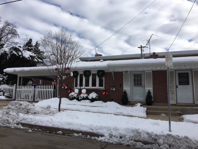 415 Stoddard Ave, Wheaton, IL 60187 photo 2