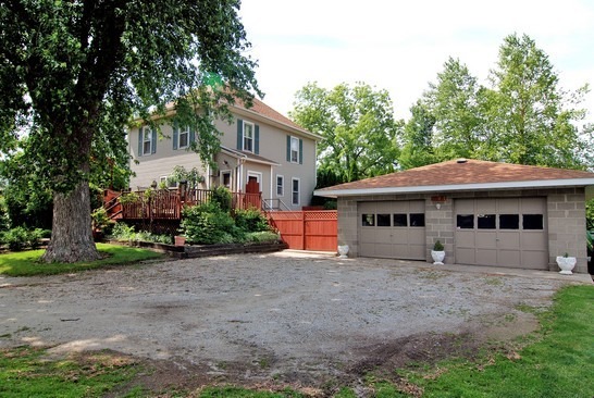 381 Maxwell St, Beecher, IL 60401 photo 2